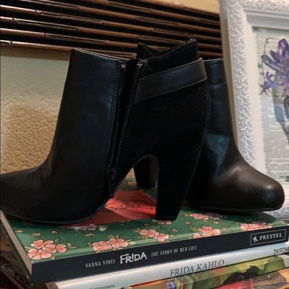 Bamboo Black Patton and Suede Booties - Picture 3 of 8
